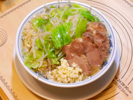お家でラーメン二郎ヤサイニンニクマシ