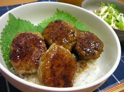 鶏つくね丼