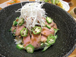 チャーシュー丼