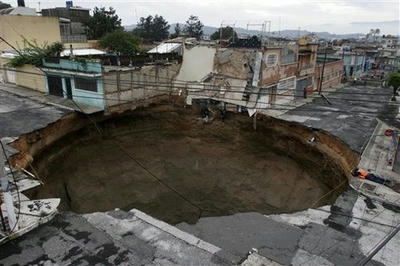 500x_sinkhole.jpg