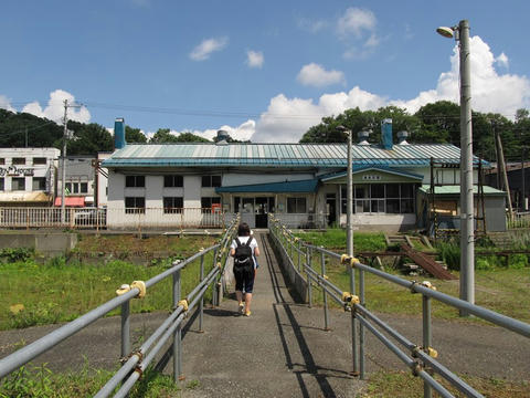 清水沢駅構内連絡路