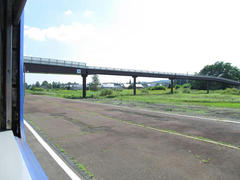 追分駅構内