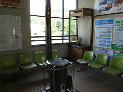 留辺蘂駅待合室