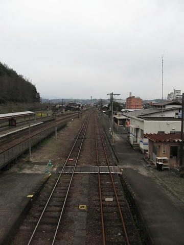 人吉駅跨線橋から東側を望む