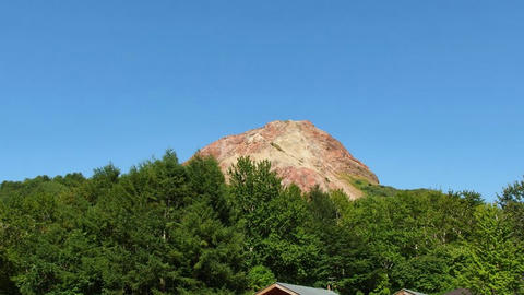 昭和新山駐車場から見た昭和新山