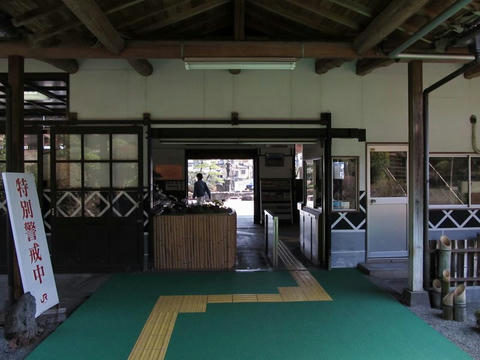 豊後竹田駅改札口