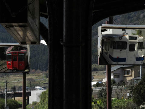 立野駅ホーム