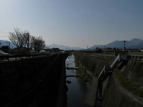 高森湧水トンネル公園