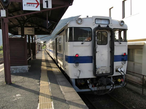 キハ147 182＠立野駅