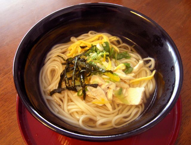 鶏スープのおうどん