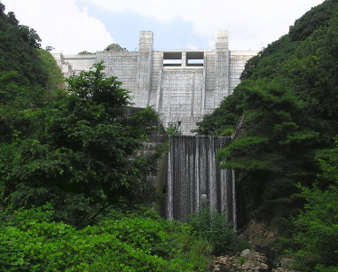 石井ダム