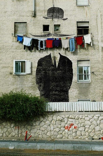 gentleman-on-the-wall.jpg