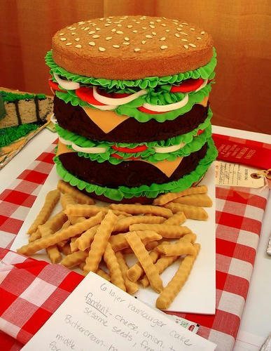 burger_cake.jpg