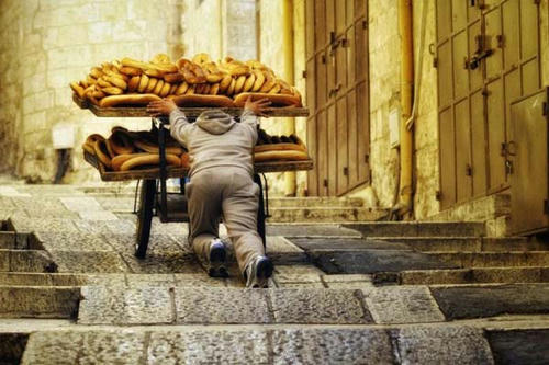 bread-vendor.jpg
