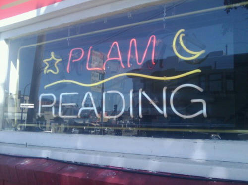plam-reading.jpg