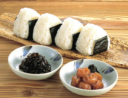onigiri-lunch.jpg