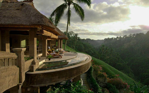 the-great-view-from-the-1st-class-hotel.jpg