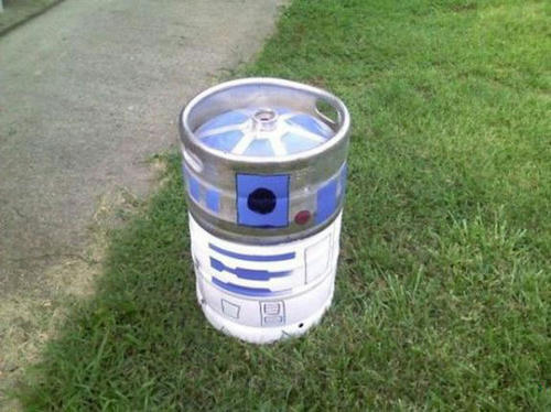 R2-Trash-Can.jpg