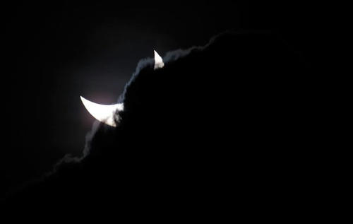 the-evil-moon.jpg