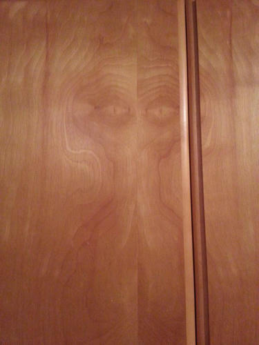 an-alien-on-the-wall.jpg