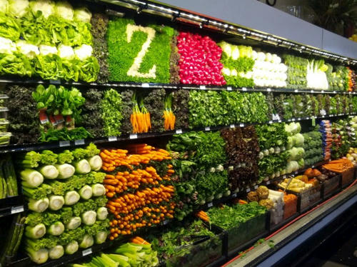 Zupans-Markets-vegi-display.jpg