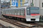 8702F