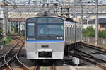 8710F