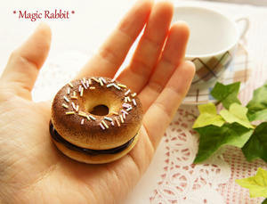 doughnut_mini_choco3.jpg