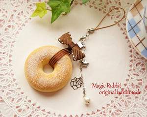 doughnut_strap_cha1.jpg