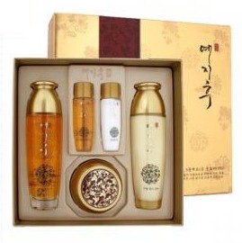 イェジフ・99.9%ゴールド配合韓方化粧水セット
