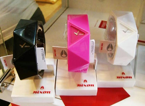 nixon TRIBELLA