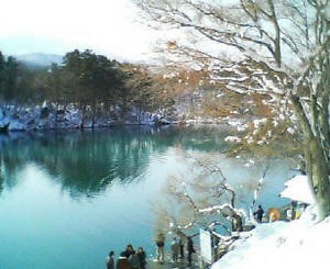 画像：　五色沼　毘沙門沼