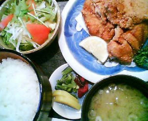画像:成駒 唐揚定食