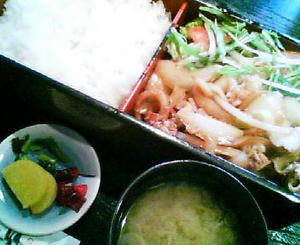画像:成駒 焼肉弁当