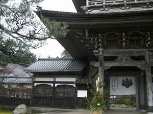 画像：総持寺　山門