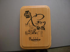焼き鳥弁当蓋あり