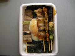 焼き鳥弁当蓋無し