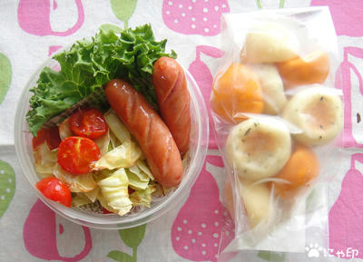 今日のMy弁当「キャベツとプチトマトのオーブン焼き＆プチケークサレ」