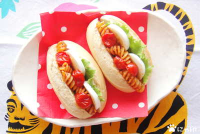 今日のミニ弁当「ナポリタンサンド」