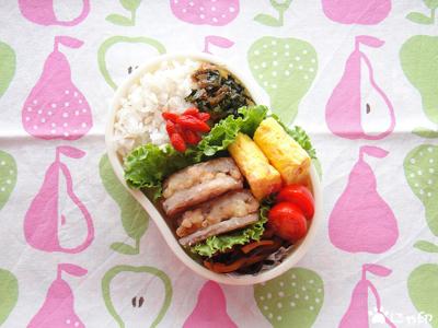 今日のMy弁当「胚芽押麦ごはん。れんこんのはさみ揚げとか。」