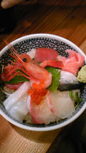 駅前　海鮮丼