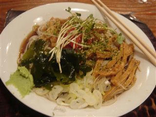 巴屋　冷やしたぬき