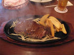 エロ191216ビーフステーキランチ
