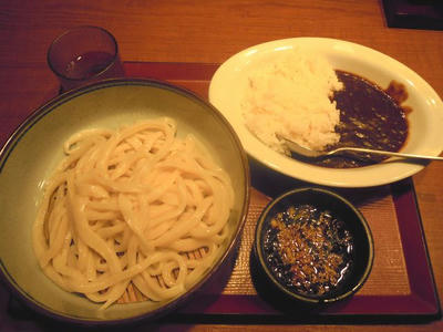 楽釜製麺所のざるうどん＋スパイシー黒カレー