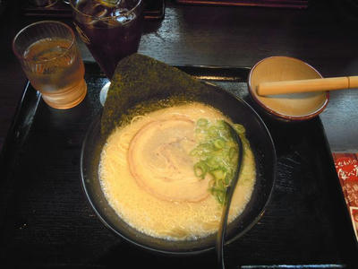 だるまのめの500円ラーメン