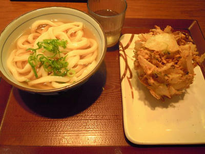 楽釜製麺所のかけうどん＋自慢のかき揚げ