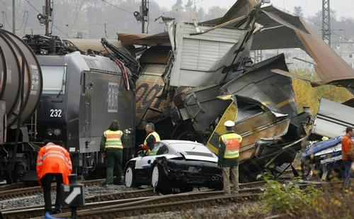 20081106_997_Crash_002.jpg