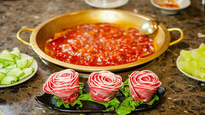 鍋を食べるときに用意する必要のある材料は何ですか?