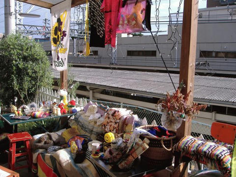 ファームハウスカフェ 蚤の市