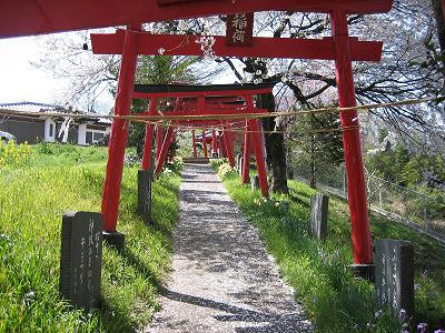 城山稲荷神社　鳥居